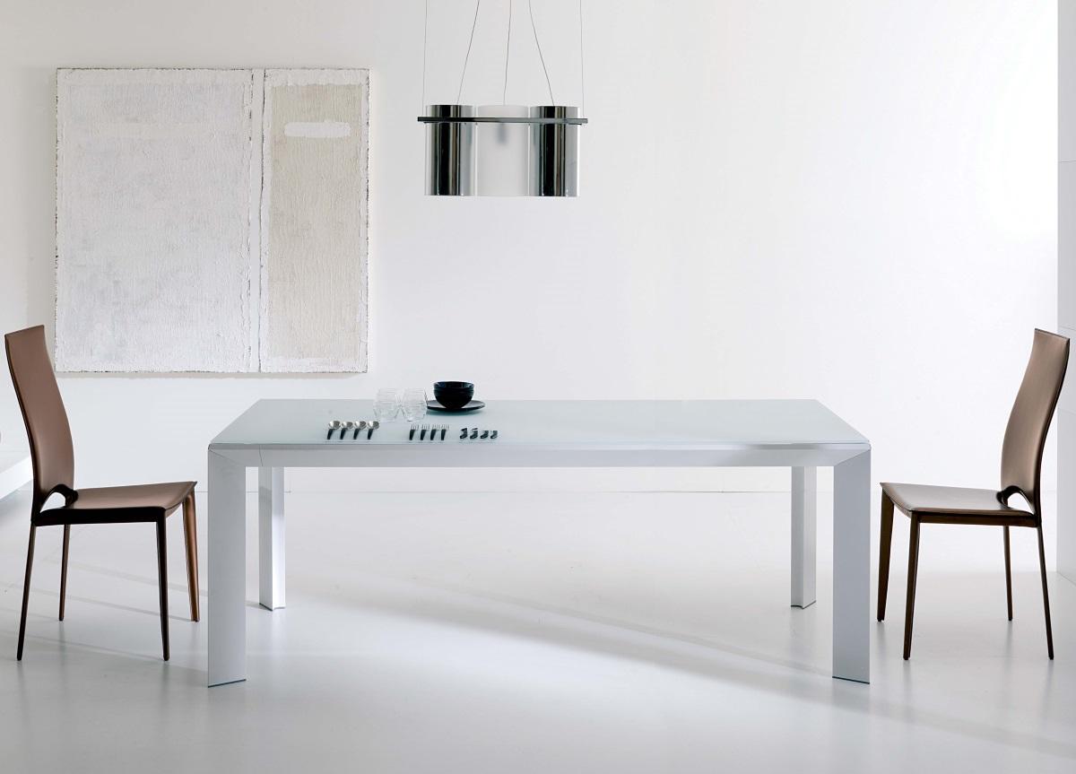 Ozzio Metro Extending Dining Table