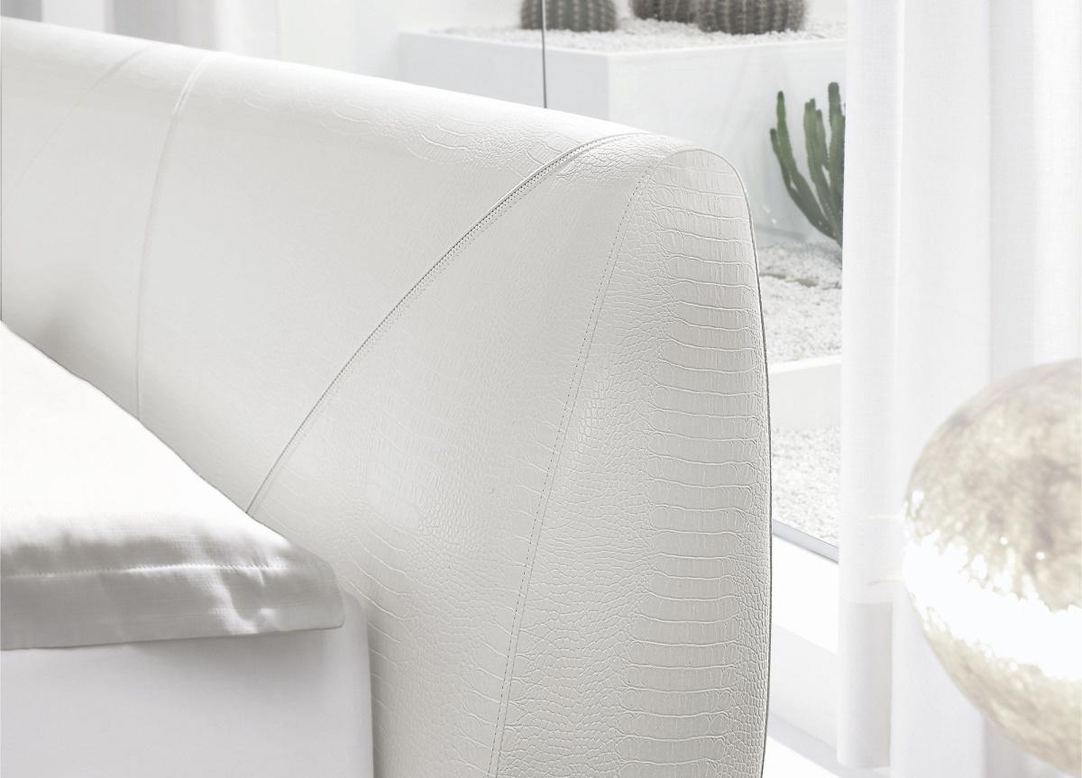 Metropolitan Upholstered Bed
