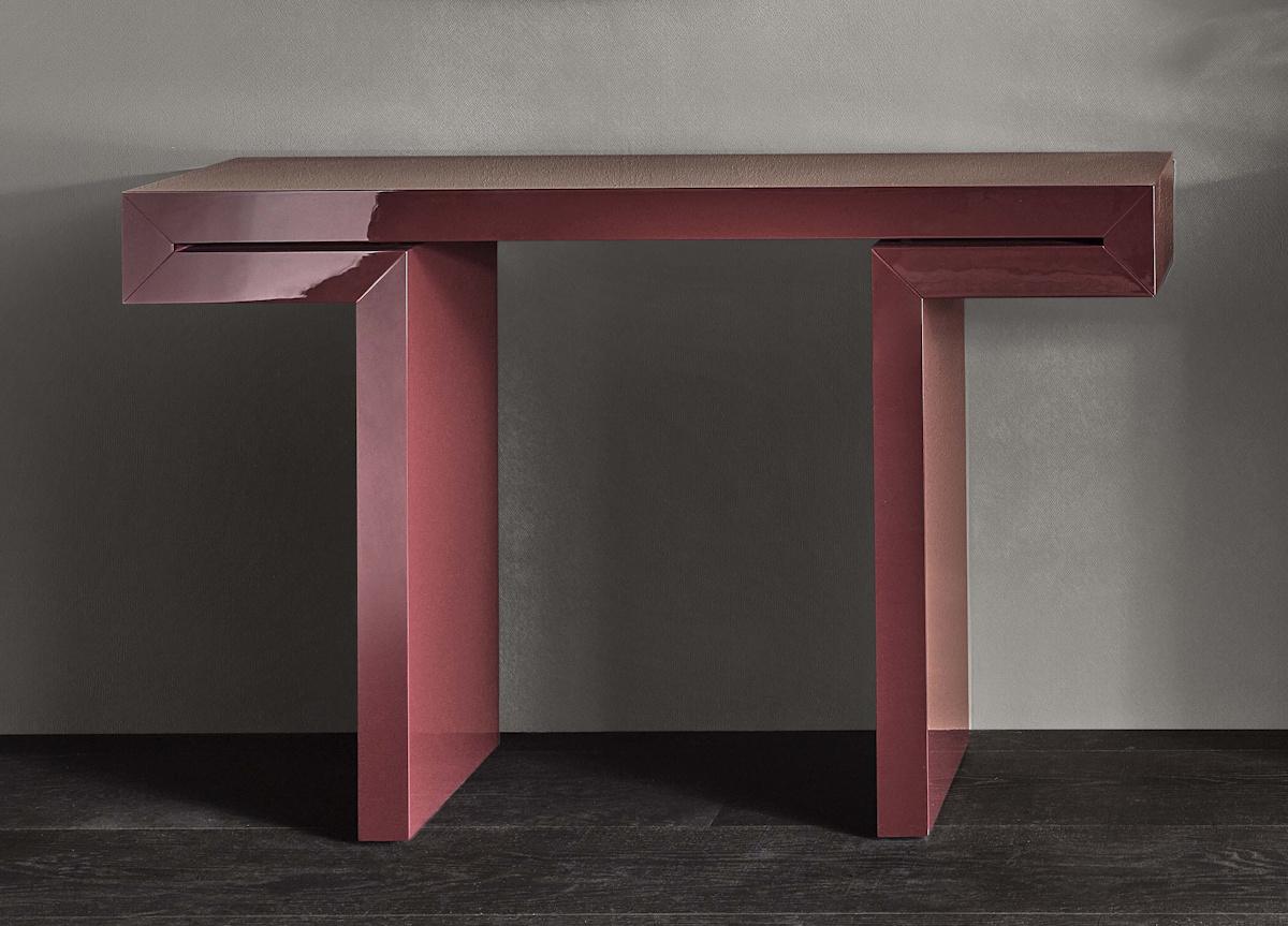 Porada Miyabi Brillo Console Table