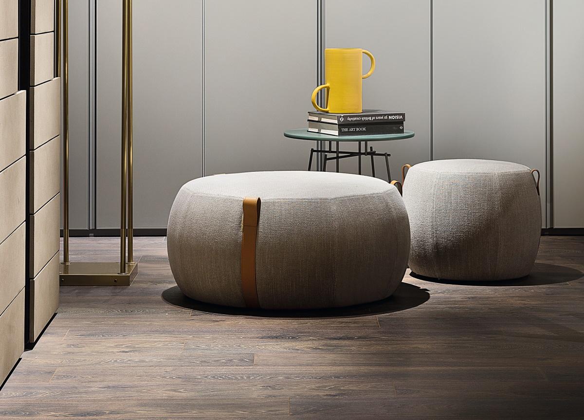 Lema Notch Pouf