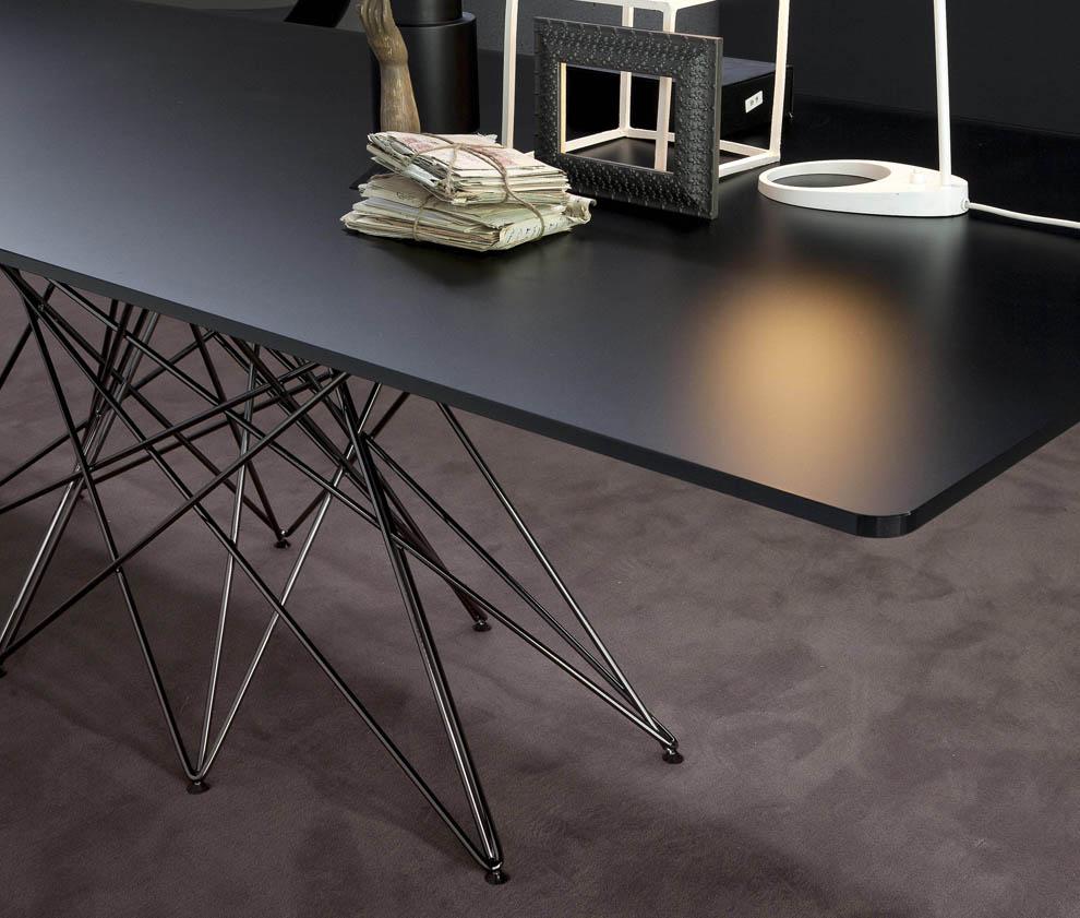 Bonaldo Octa Dining Table