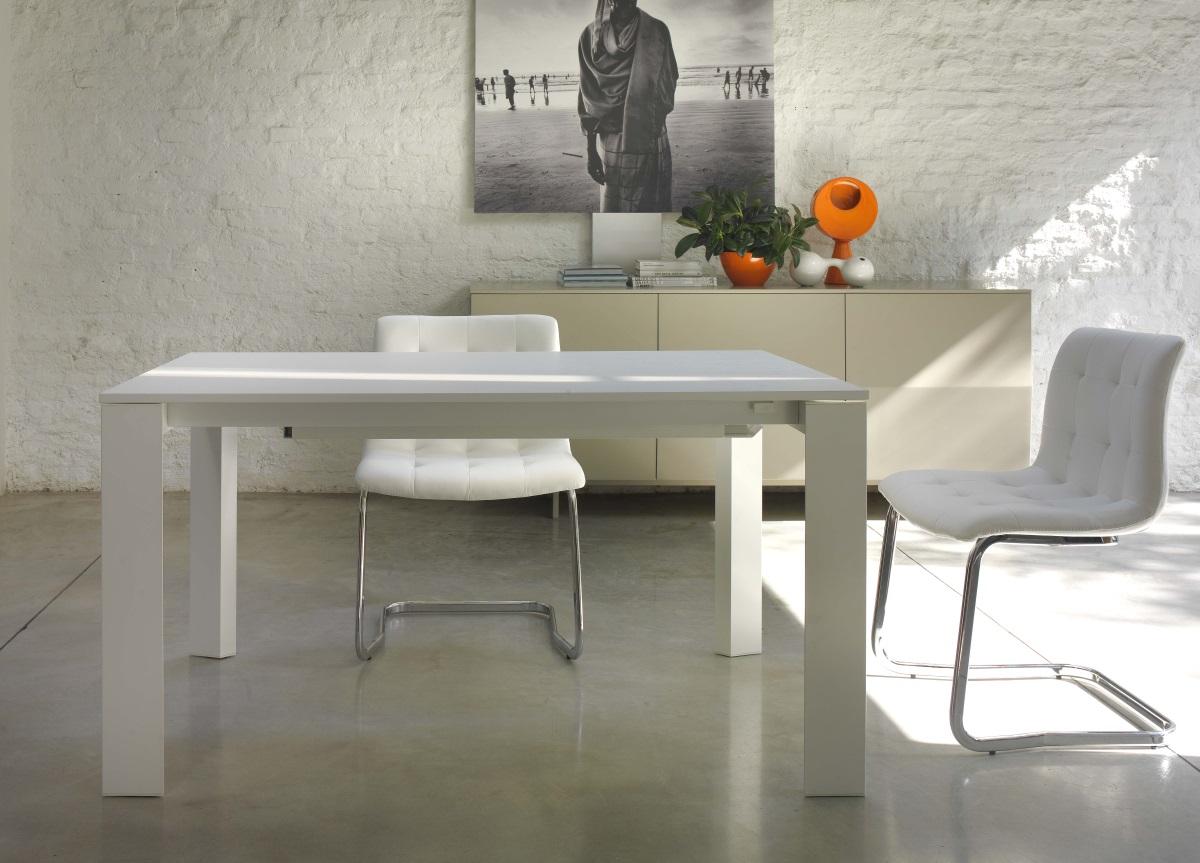 Bontempi Pascal Extending Dining Table