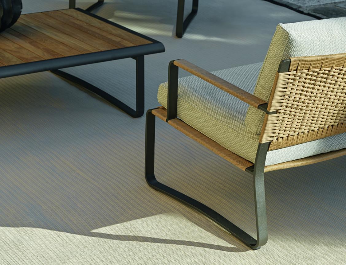 Molteni Phoenix Garden Armchair