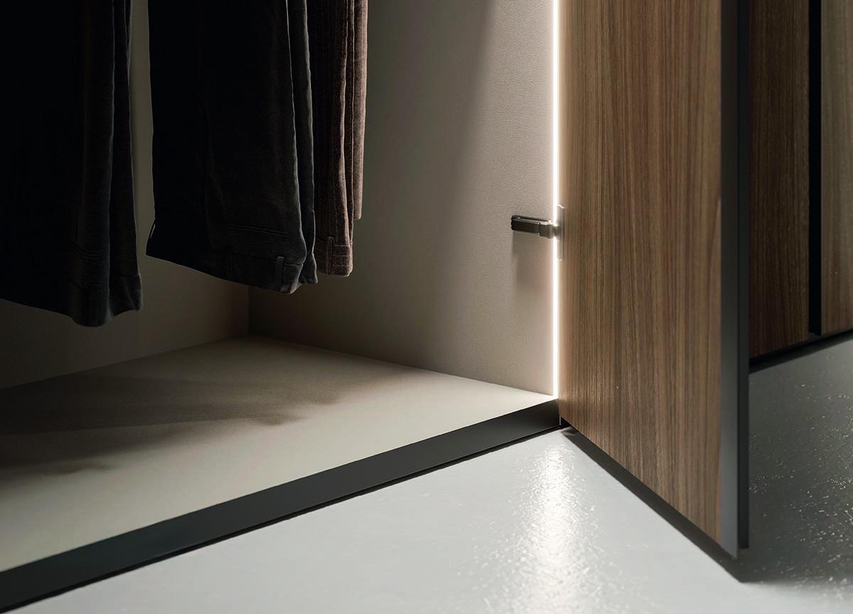 DaFre Go Up Wardrobe