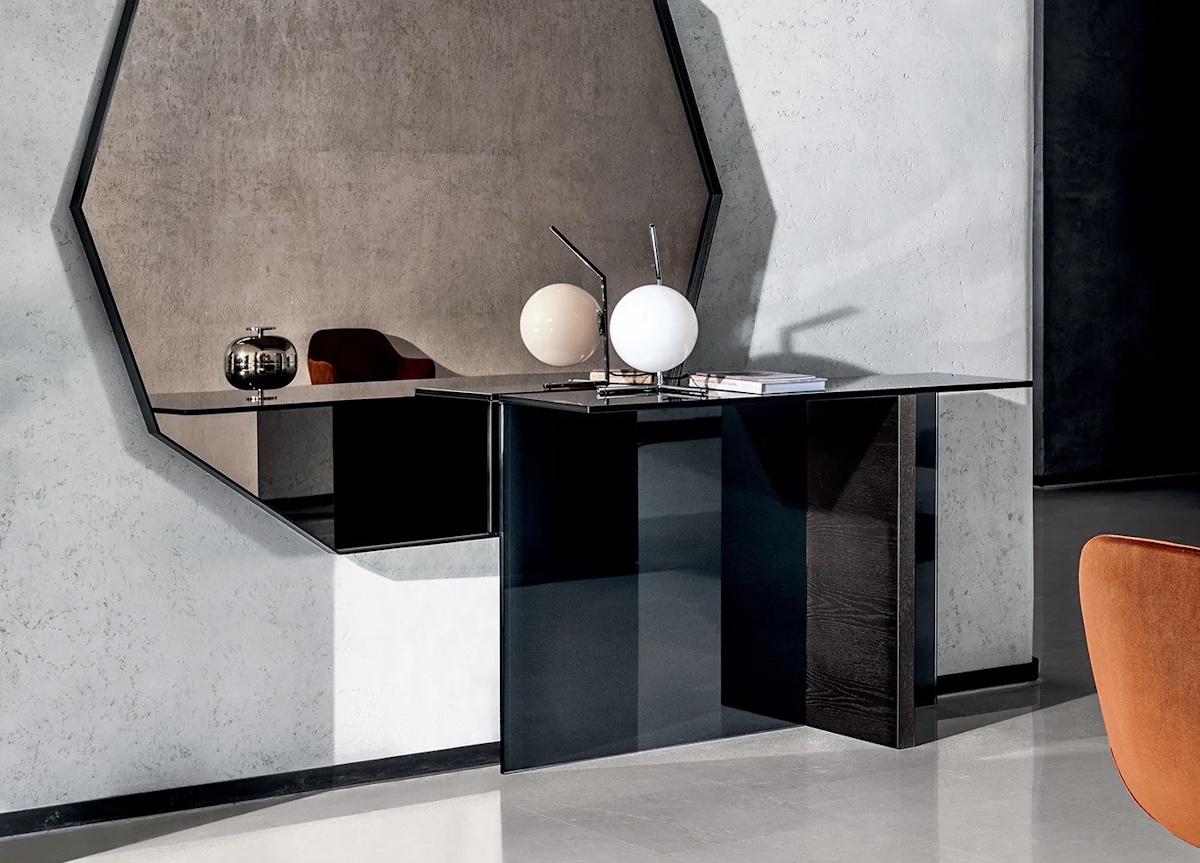 Sovet Italia Regolo Console Table