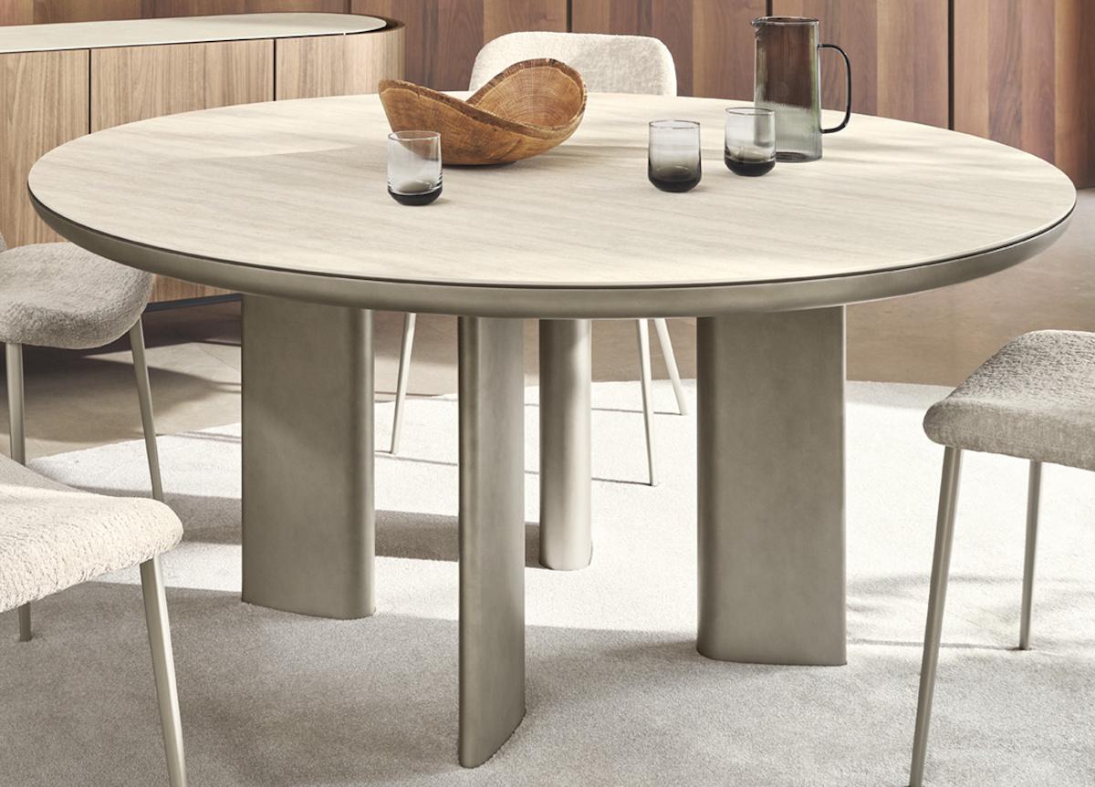 Calligaris Sandy Round Dining Table with Bevelled Ceramic Top