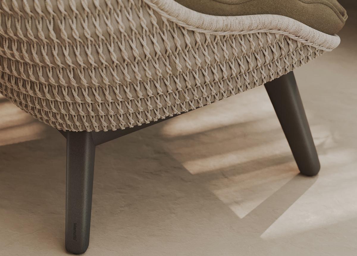 Manutti Sandua Alu Garden High Back Lounge Chair