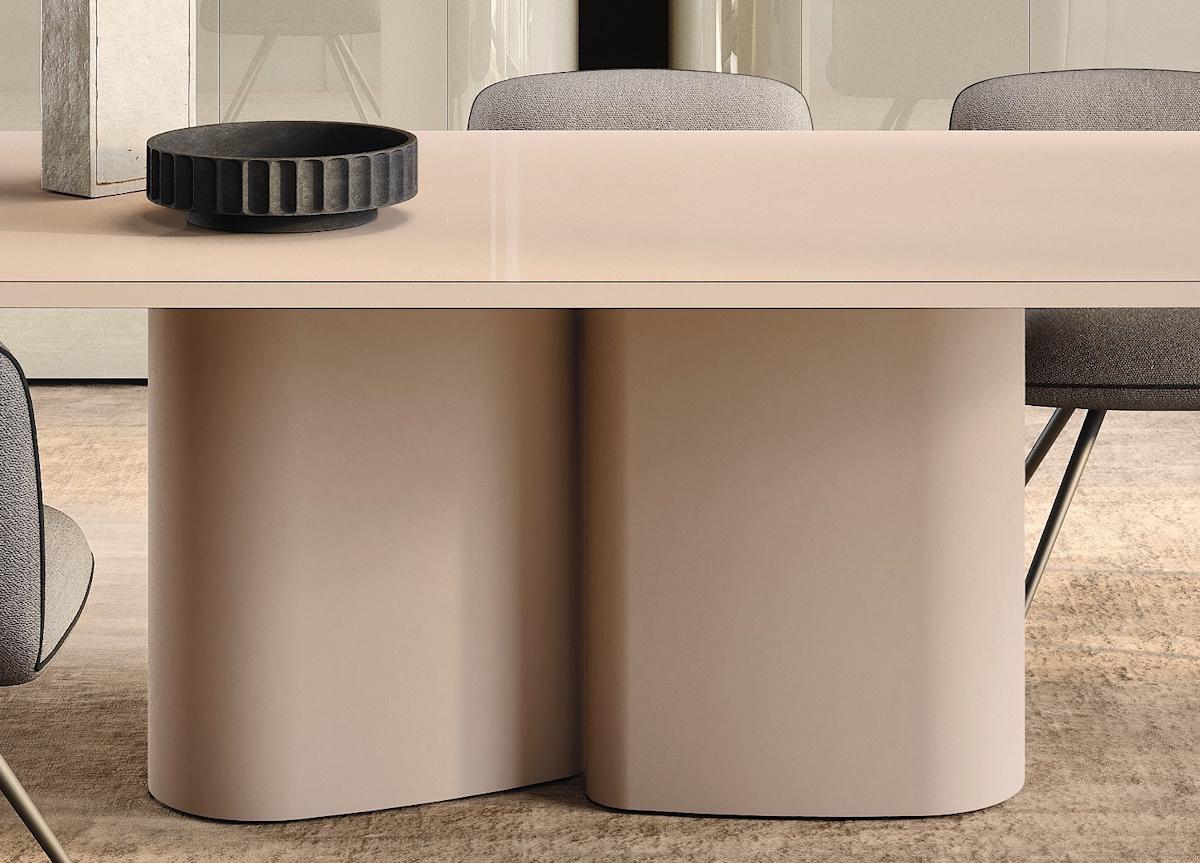 Pianca Sabi Dining Table