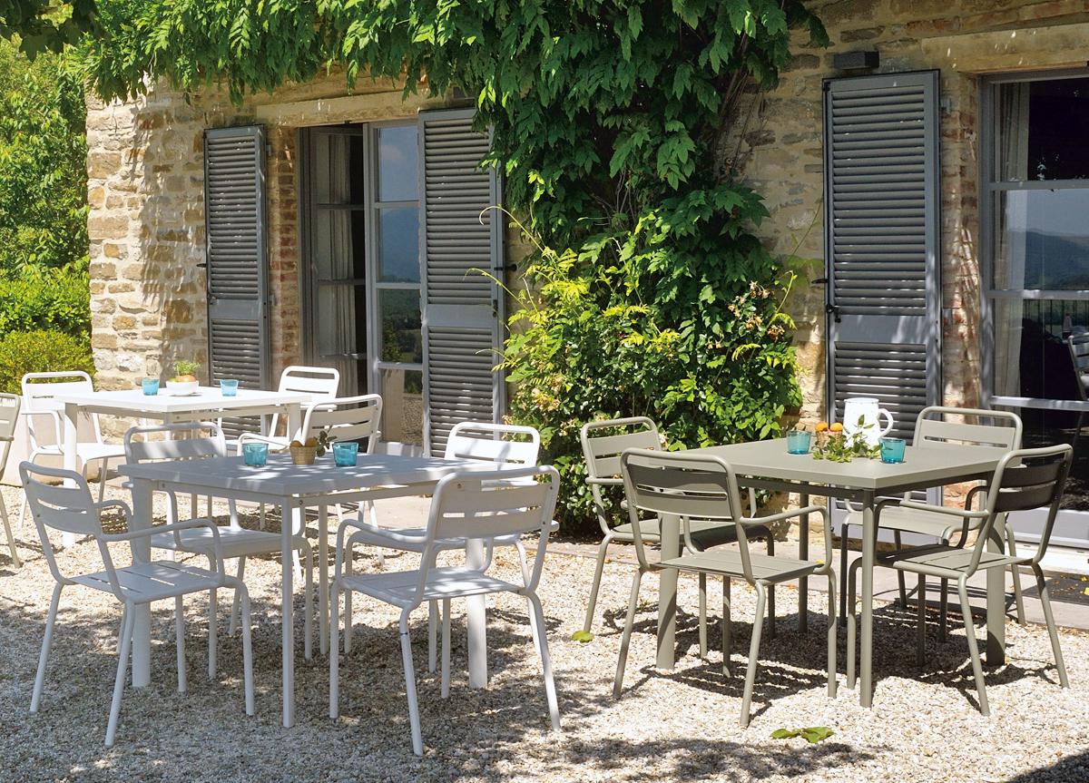 Emu Star Square Garden Dining Table