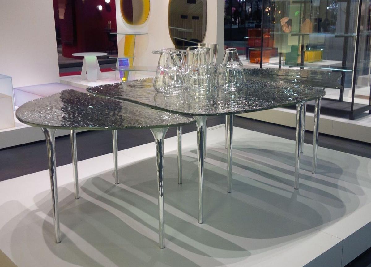 Glas Italia Specchio di Venere Dining Table