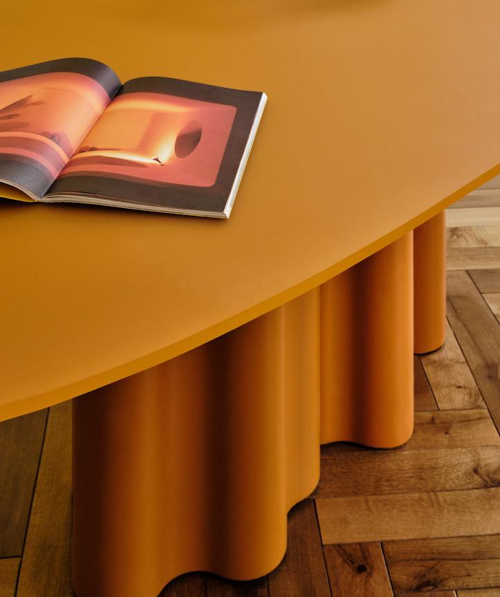 Saba Teatro Magico Dining Table in Glass