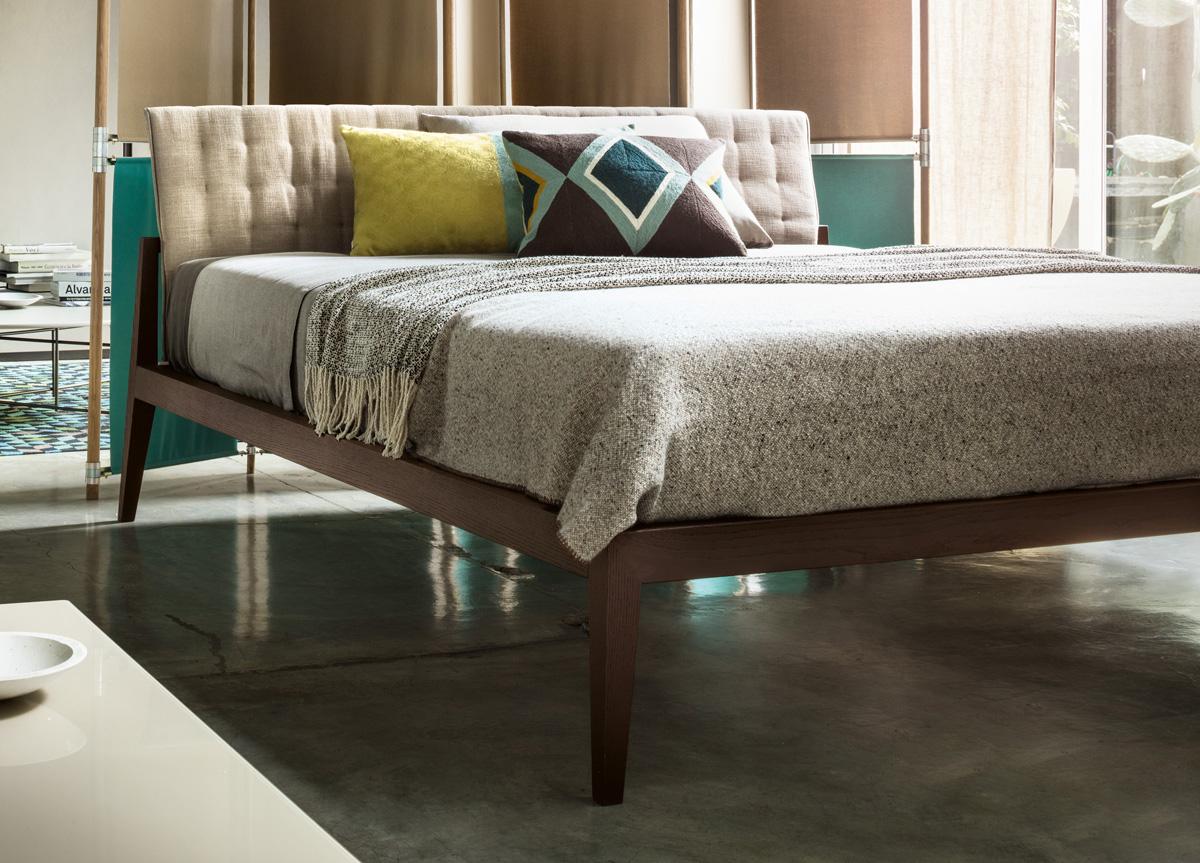 Lema Theo Upholstered Bed