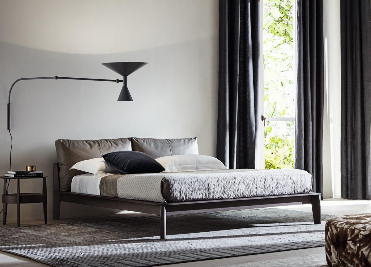 Molteni Wish Bed