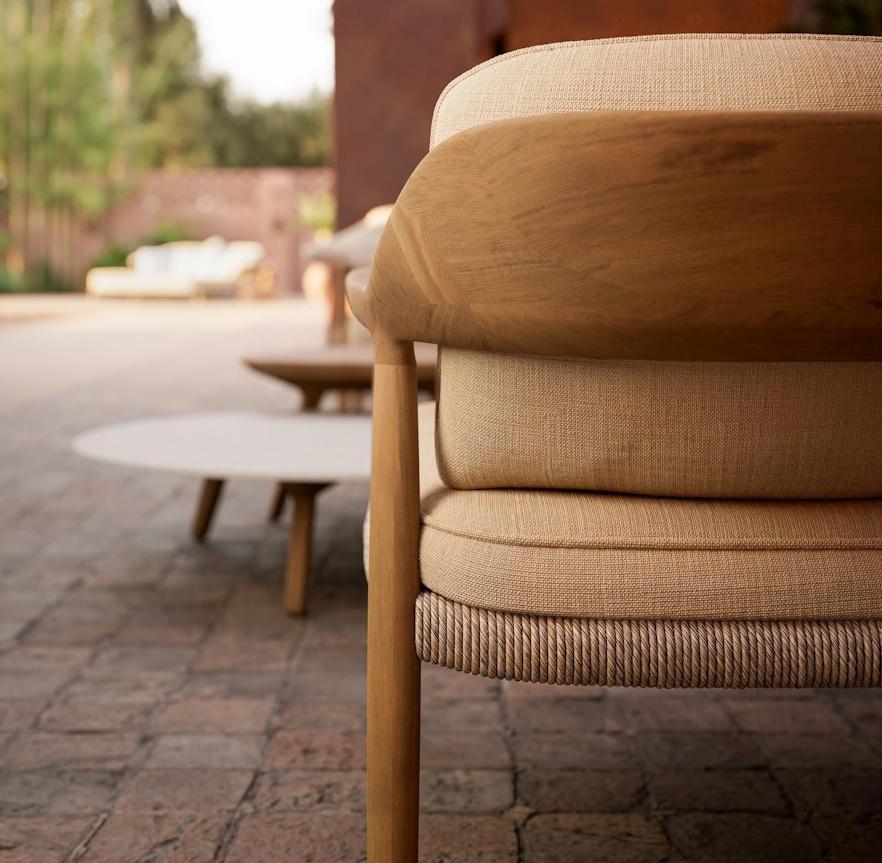 Manutti Yiko Garden Sofa