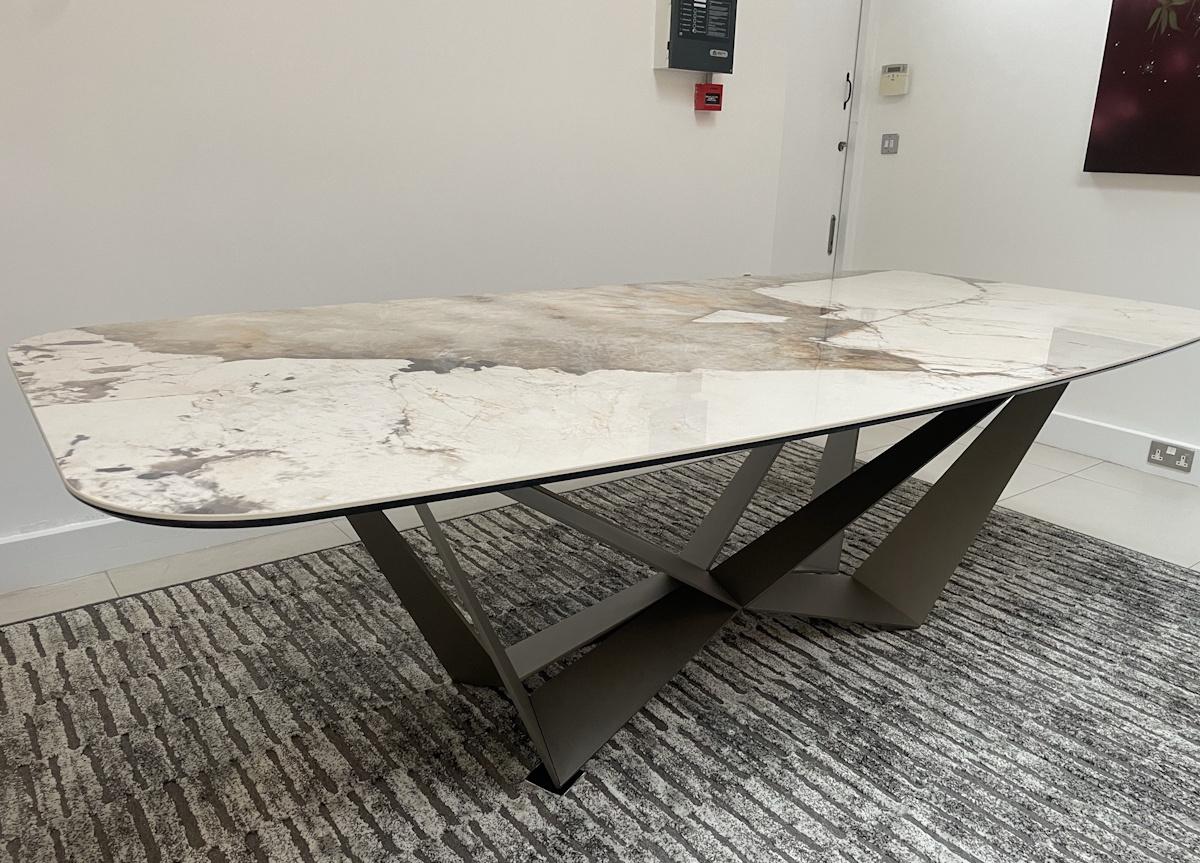 Cattelan Italia Skorpio Keramik Table - Brand New - Immediate Delivery