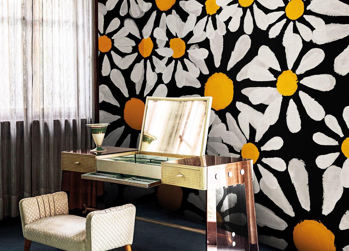 London Art Euphoria Wallpaper