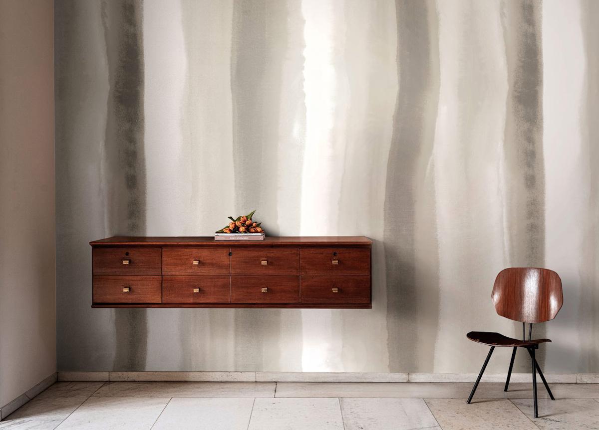 London Art Soft Stripe Clouds Wallpaper