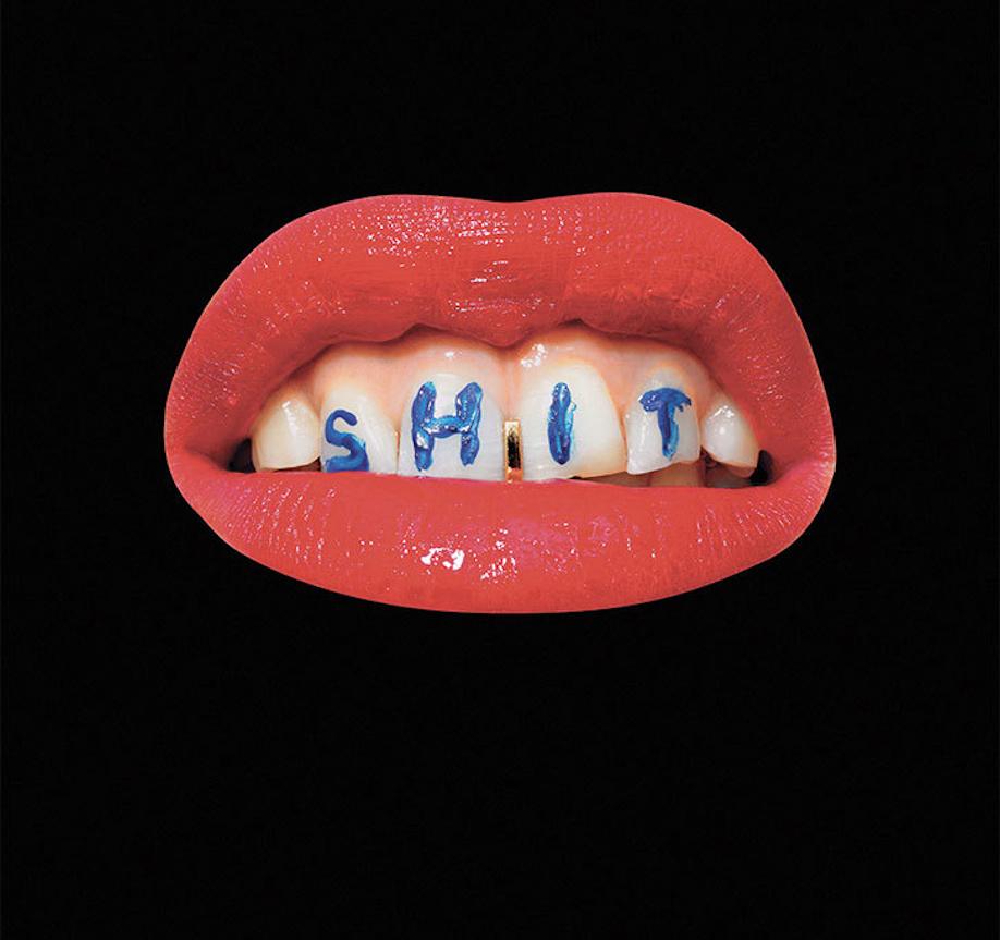 London Art Wash Your Mouth Wallpaper