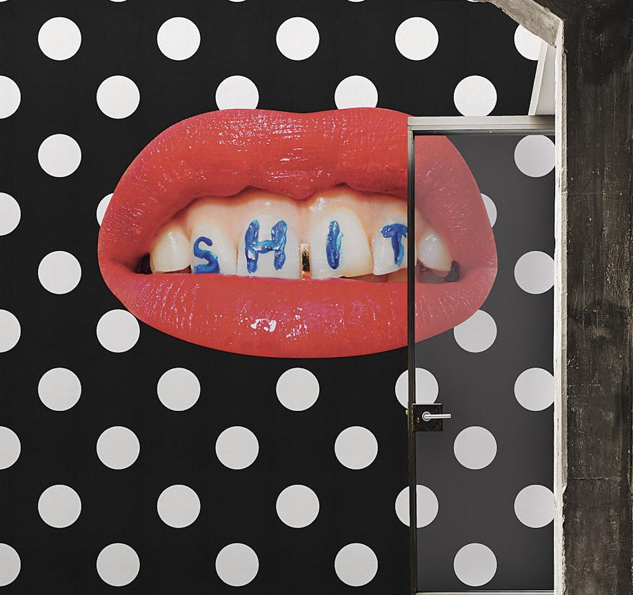 London Art Wash Your Mouth Wallpaper