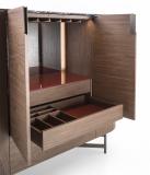 Porada Tysla Bar Cabinet