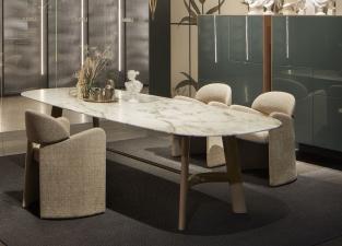 Lema August Dining Table