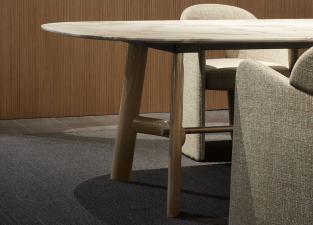 Lema August Dining Table