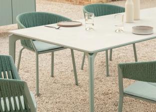 AllSize Extending Garden Dining Table