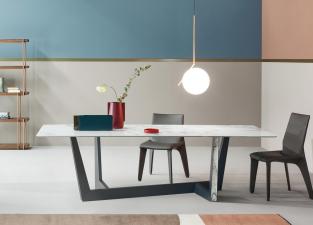 Bonaldo Art Dining Table (Small)