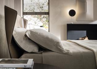 Molteni Azul Bed