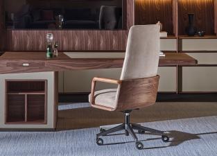Porada Cuna Executive High Back Armchair