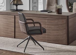 Porada Cuna Executive Low Back Armchair