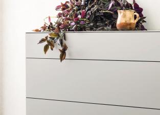 DaFre Fil Chest of Drawers