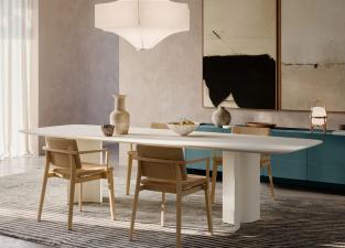 Lema Gullwing Dining Table