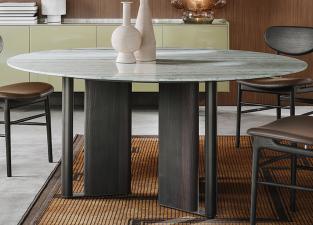 Lema In Between Round Dining Table