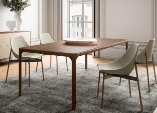 Pianca Inari Dining Table