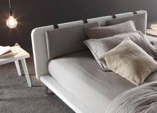 Kyros Upholstered Bed