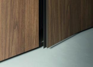 DaFre Go Up Wardrobe