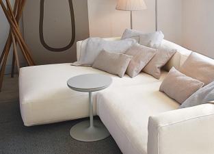 Zanotta Toi Side Table