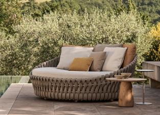 Tribu Tosca Garden Daybed