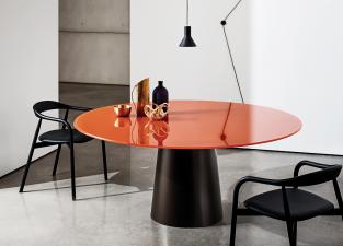 Sovet Italia Totem Round Dining Table