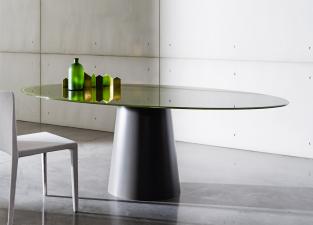 Sovet Italia Totem Oval Dining Table