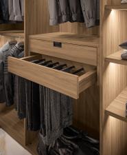 Vista Walk In Wardrobe