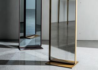 Sovet Italia Visual Free Standing Mirror