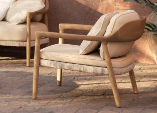 Manutti Yiko Garden Lounge Chair