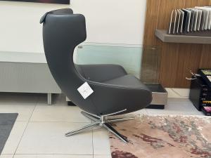 Leolux Caruzzo Plus Reclining Armchair - In Stock