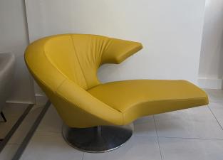 Leolux Parabolica Armchair In Mimosa Leather - In Stock