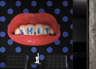 London Art Wash Your Mouth Wallpaper